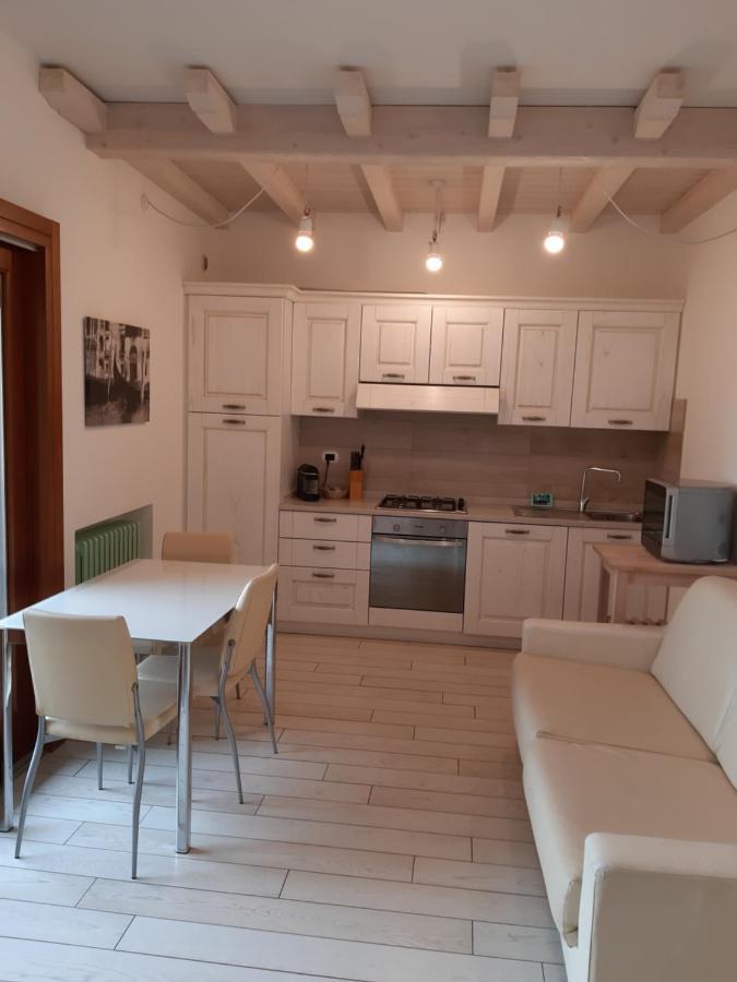 Sweet Appartment Di Guido Peschiera del Garda Kültér fotó